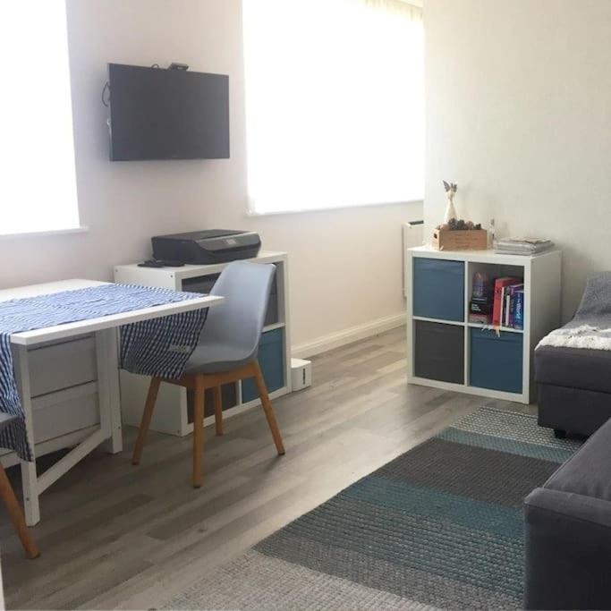 Photo of Livingroom in East Putney