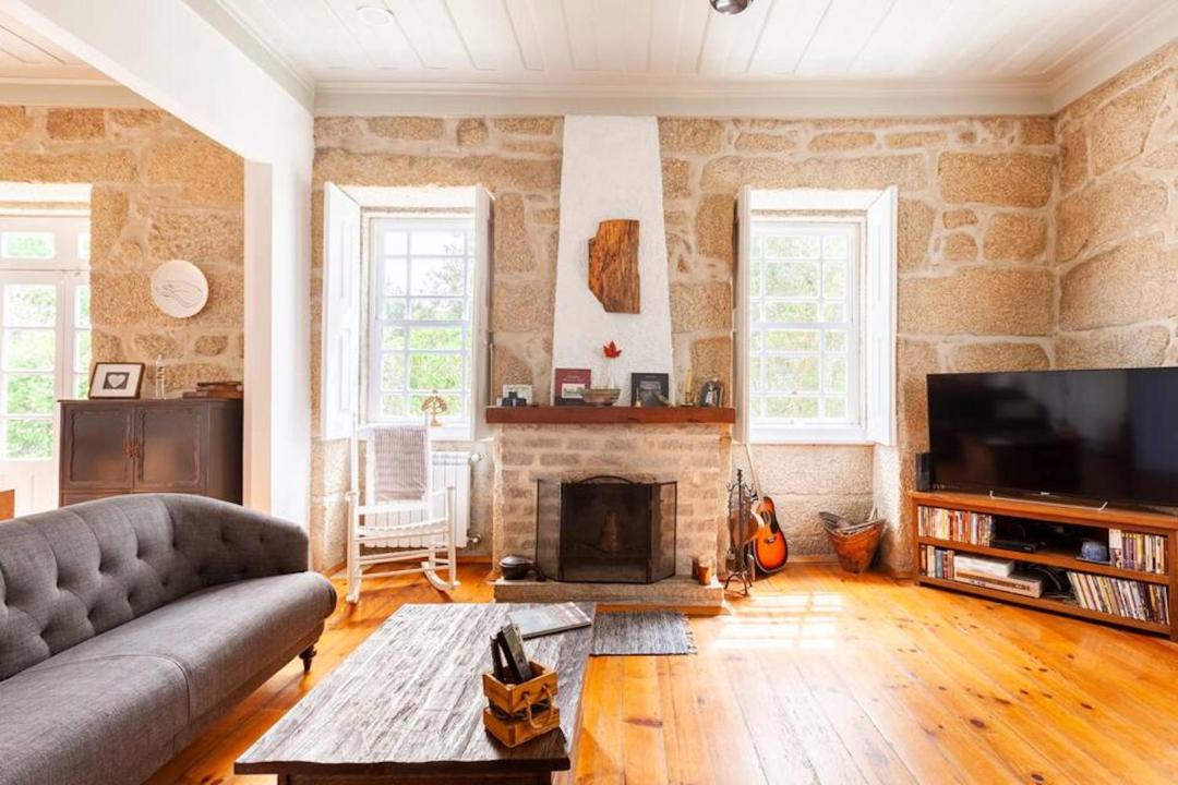 Photo of Livingroom in Tondela