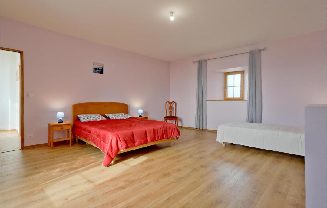 Photo of Bedroom in Fierville-les-Mines