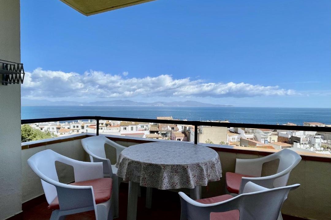 Photo of Patio Balcony in L'Escala