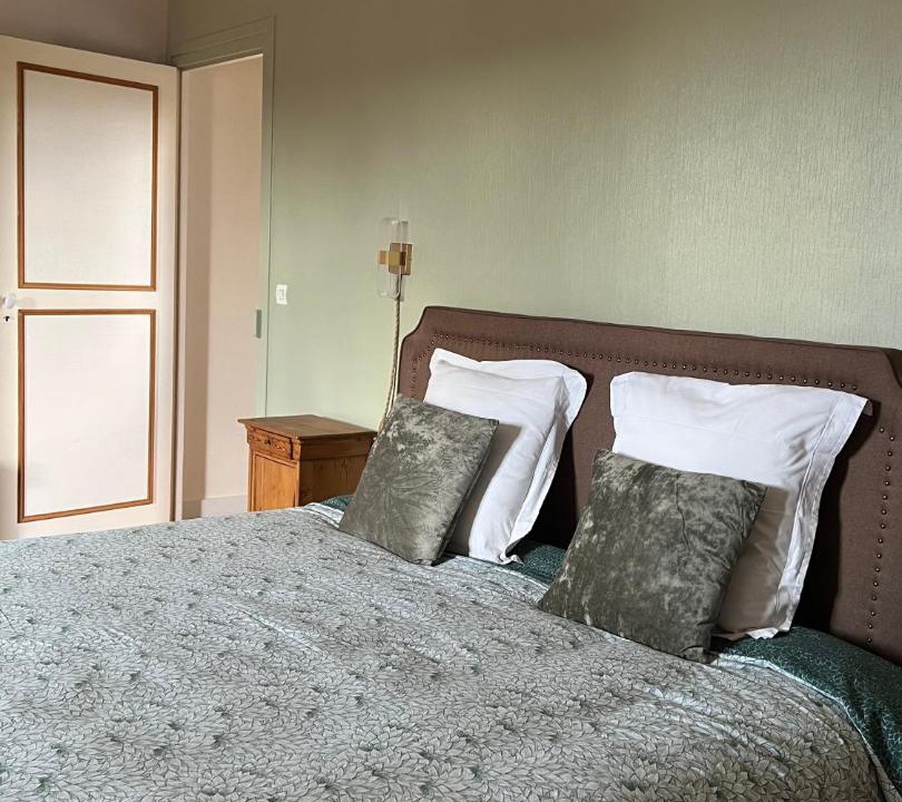 Photo of Bedroom in Vierville-sur-Mer