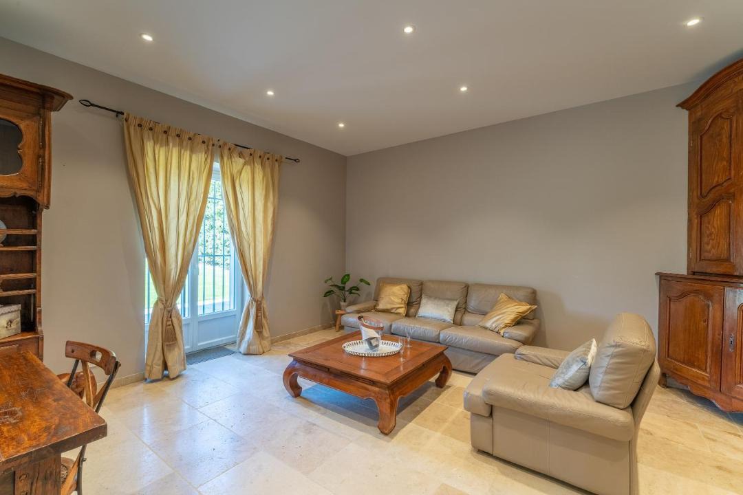 Photo of Livingroom in Plan-d'Orgon