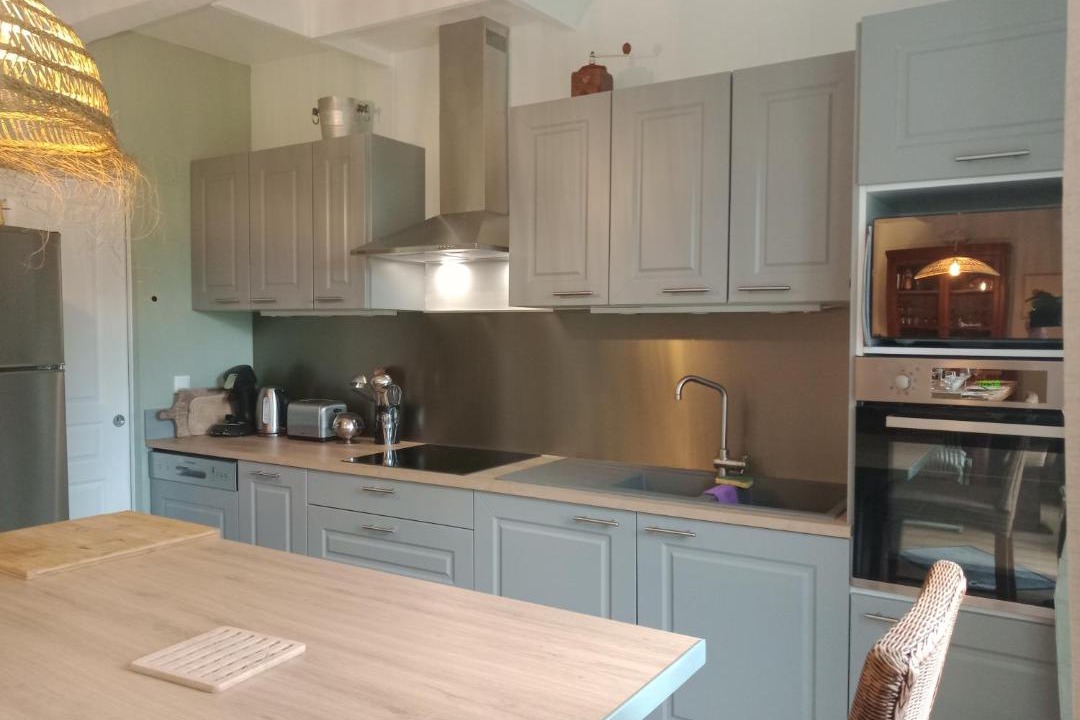 Photo of Kitchen in Dragey-Ronthon