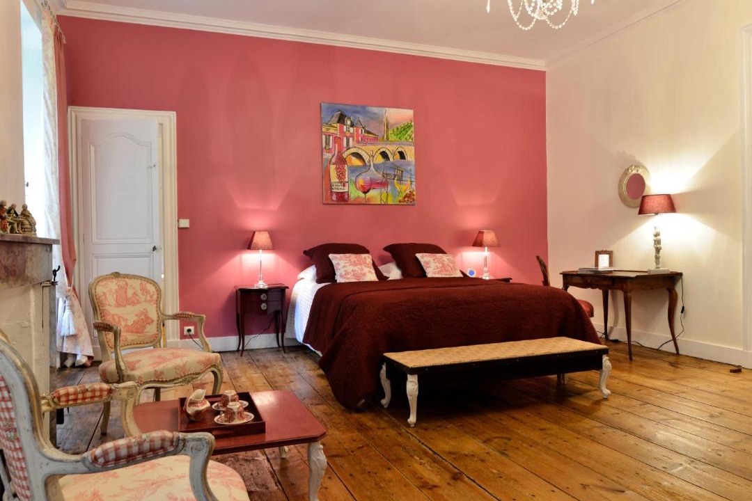 Photo of Bedroom in Castelnau-de-Medoc