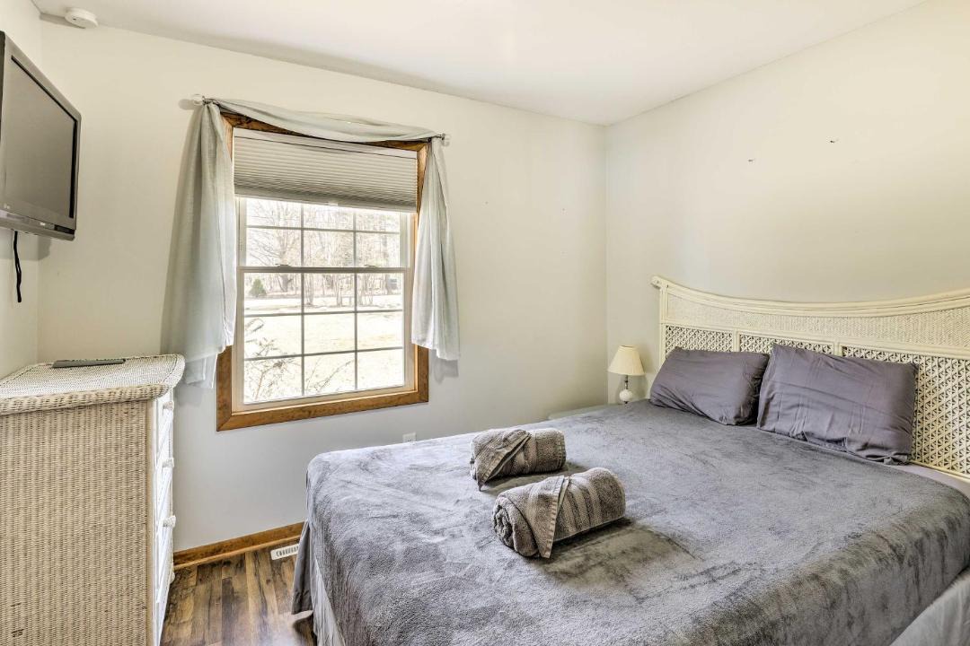 Photo of Bedroom in Silver Lake