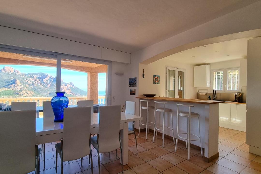 Photo of Livingroom in Antheor