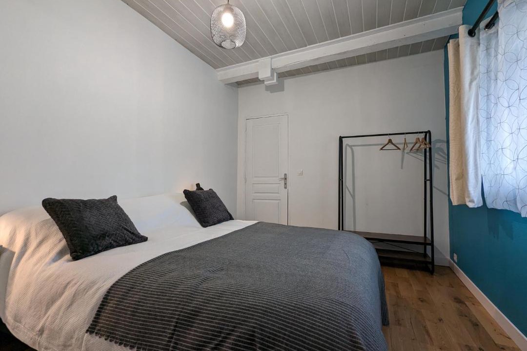 Photo of Bedroom in Cherves-Richemont