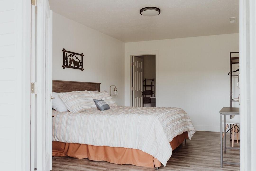 Photo of Bedroom in Tropic