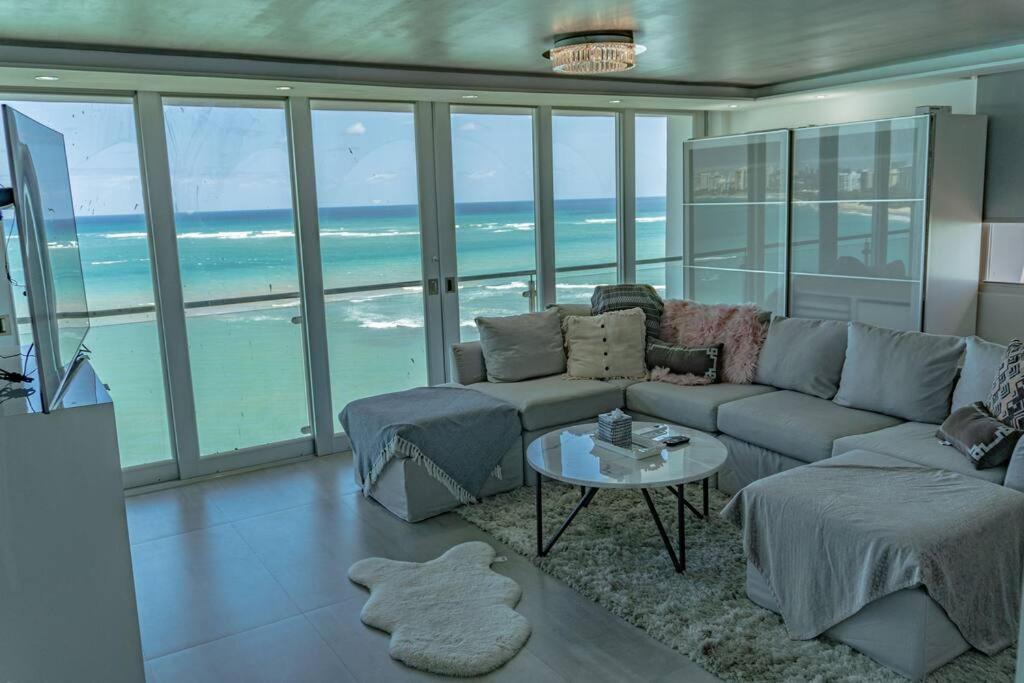 Photo of Livingroom in Isla Verde