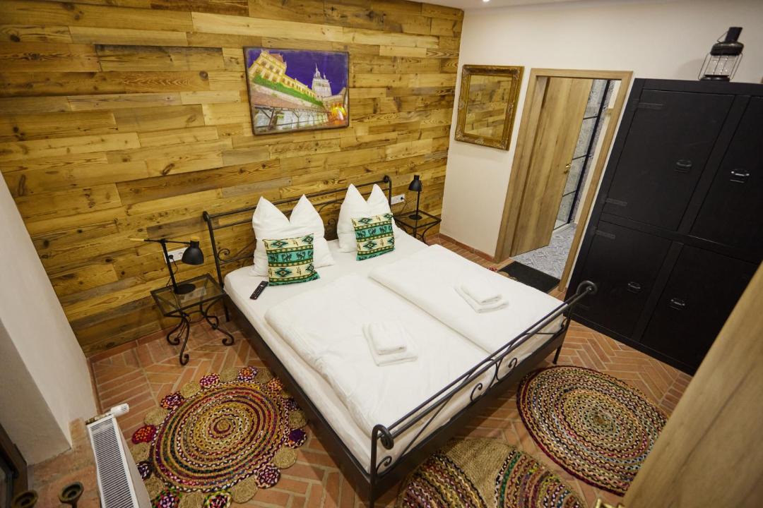 Photo of Bedroom in Medias