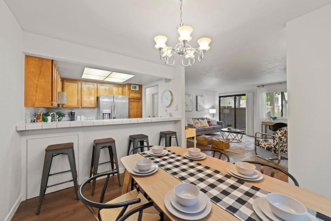 Photo of Livingroom in Arden-Arcade