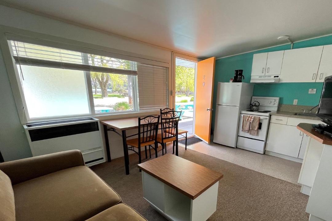 Photo of Livingroom in Okanagan-Similkameen
