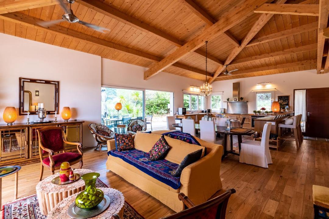Photo of Livingroom in Monacia-d'Aullene