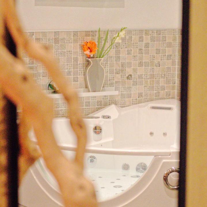Photo of Bathroom in Salon-de-Provence