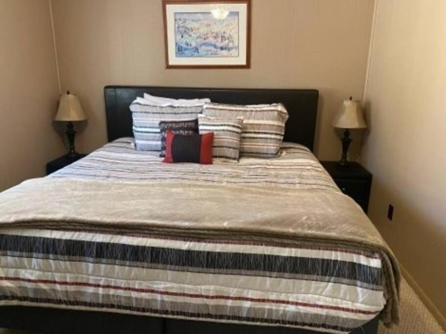 Photo of Bedroom in Munds Park