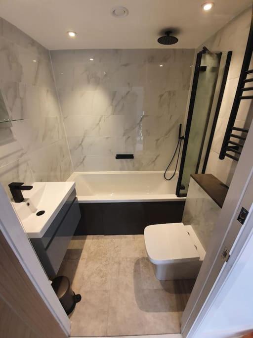 Photo of Bathroom in Etchinghill