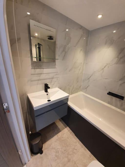 Photo of Bathroom in Etchinghill