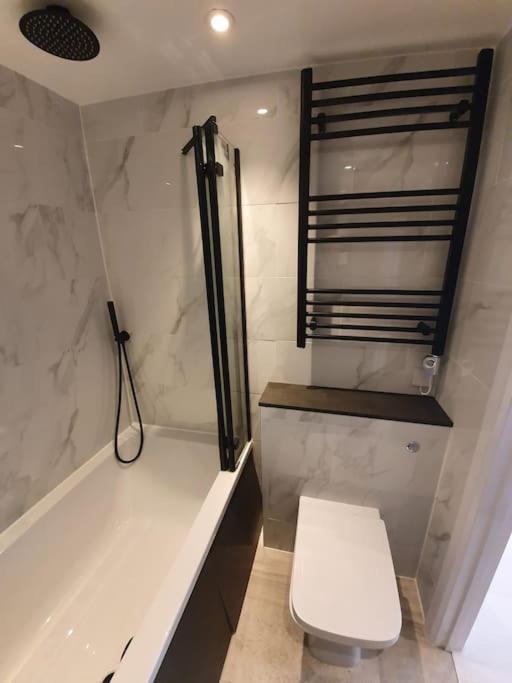 Photo of Bathroom in Etchinghill