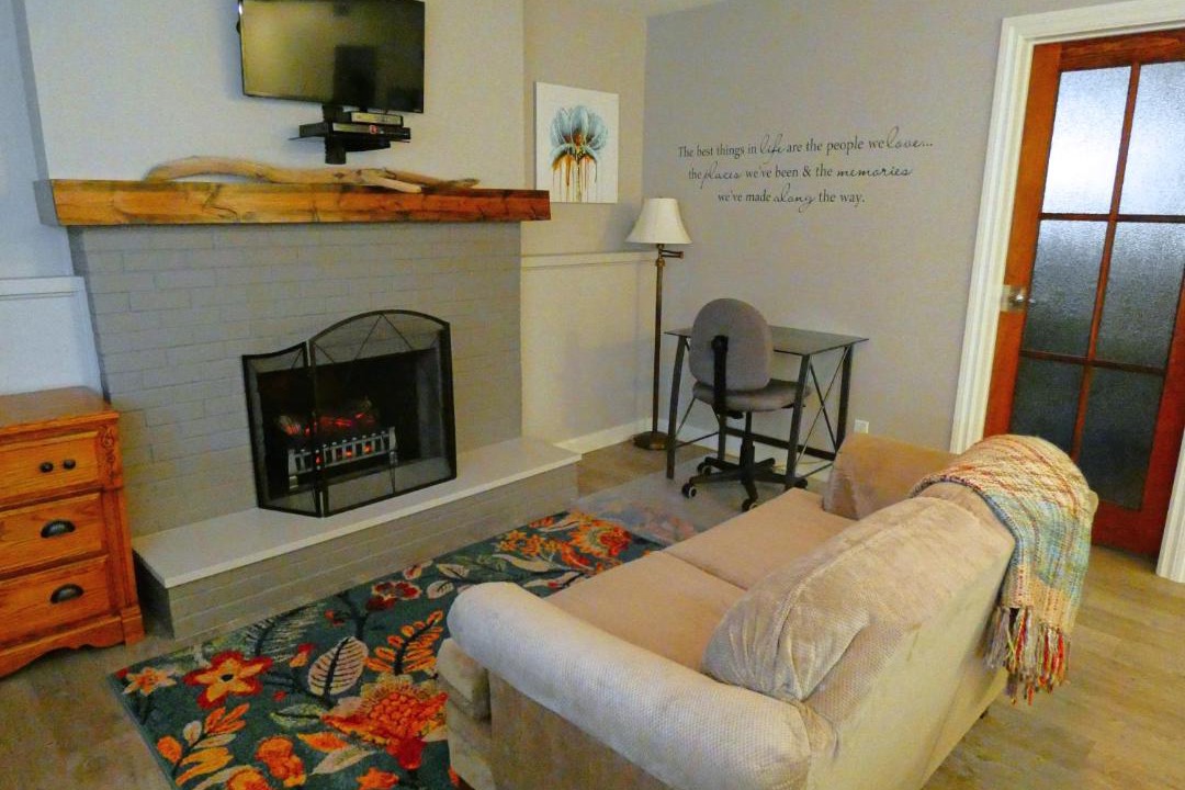 Photo of Livingroom in Creston