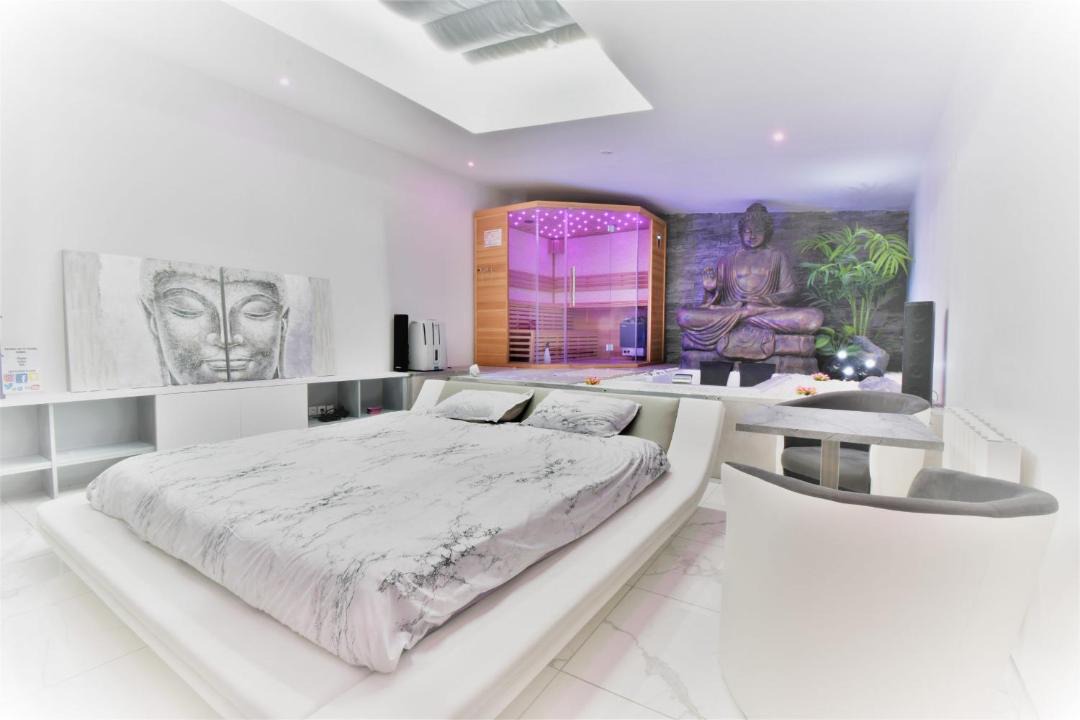 Photo of Bedroom in Fecamp