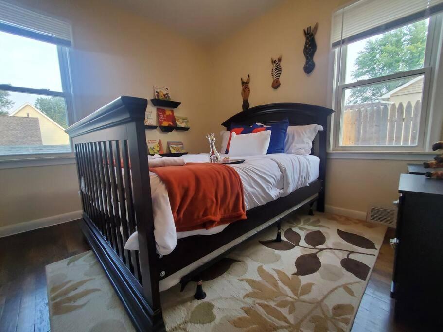 Photo of Bedroom in Pontiac