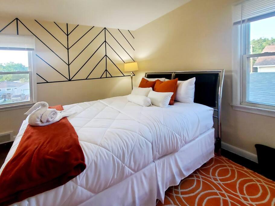Photo of Bedroom in Pontiac