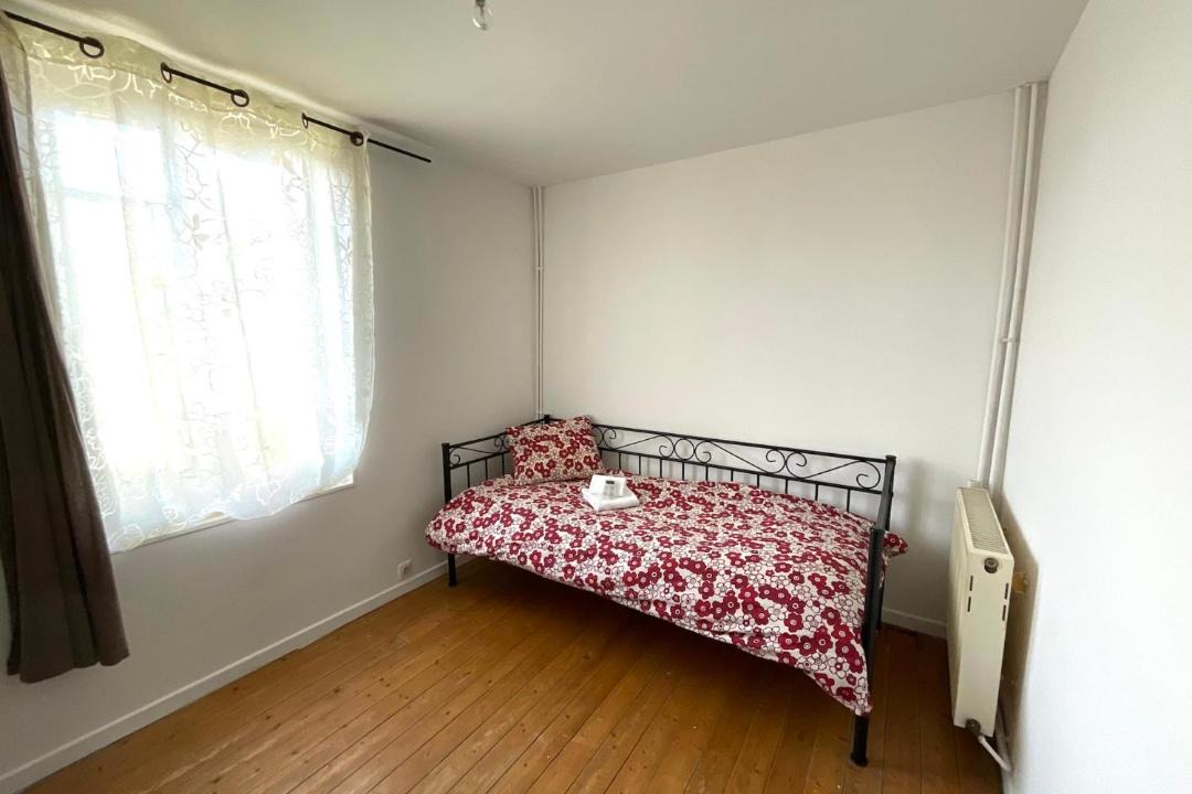 Photo of Bedroom in Ouistreham