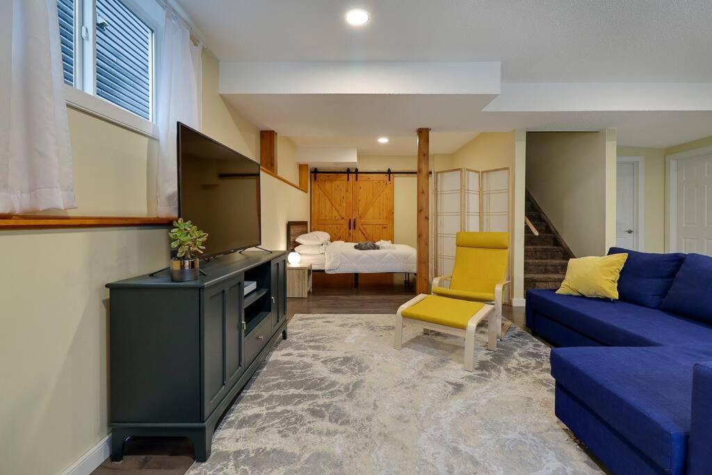 Photo of Livingroom in Cochrane