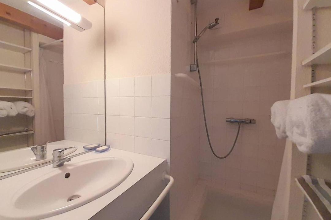 Photo of Bathroom in Carnac
