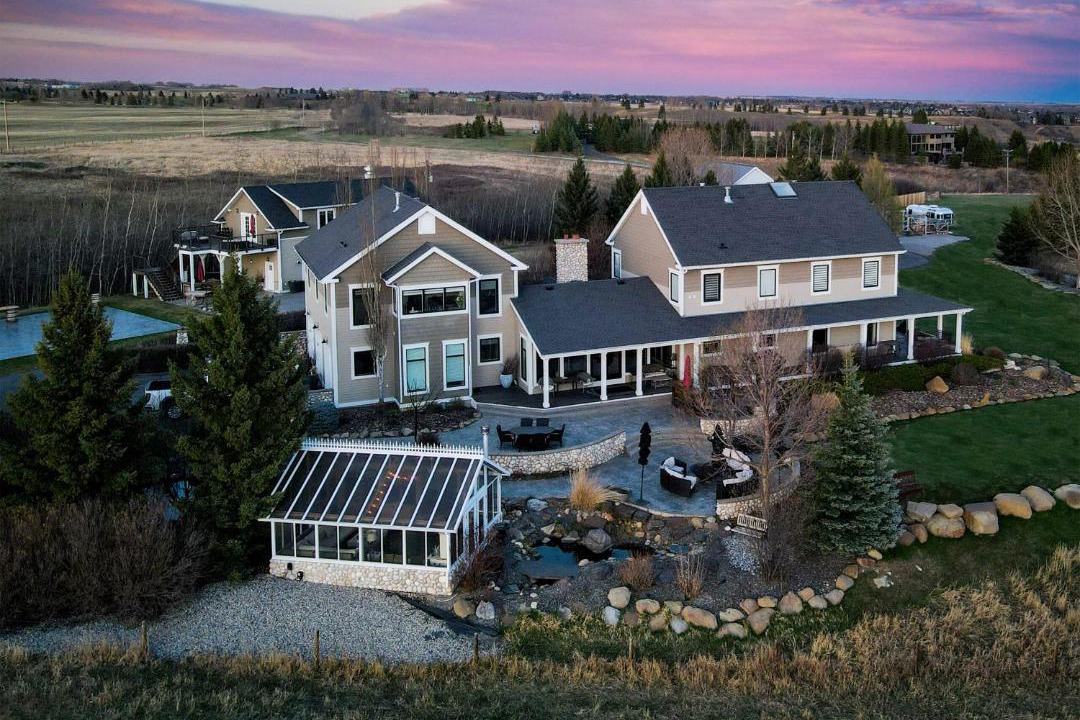 Photo of Others in Okotoks