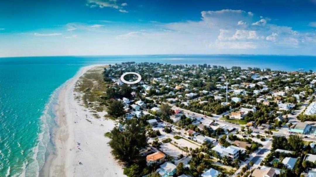 Photo of Others in Anna Maria