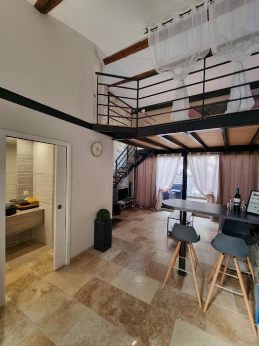 Photo of Livingroom in Montpeyroux