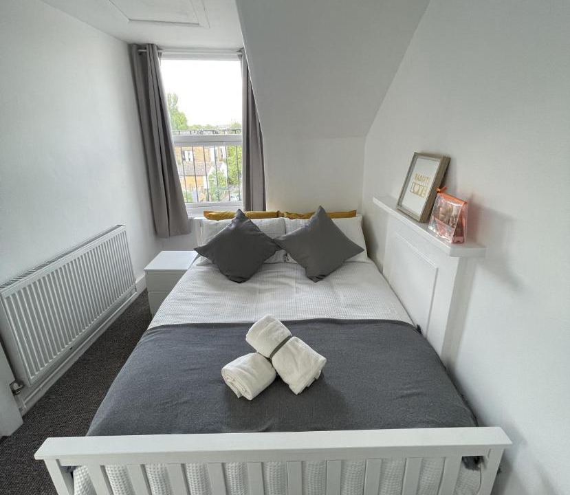 Photo of Bedroom in Middle Park and Sutcliffe