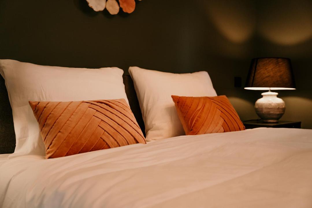 Photo of Bedroom in Gees