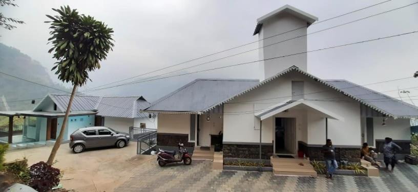Photo of Buildings in Chithirapuram