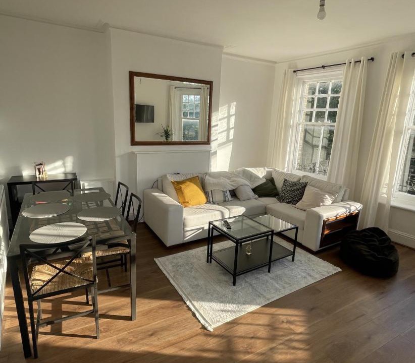 Photo of Livingroom in Middle Park and Sutcliffe
