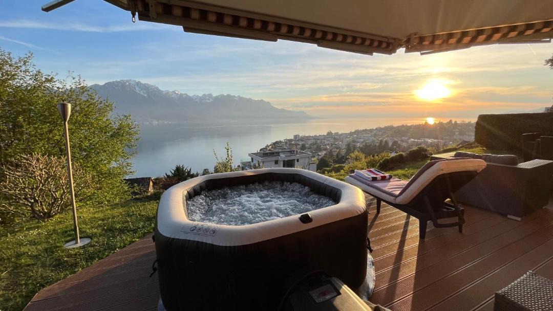Photo of Others in Montreux