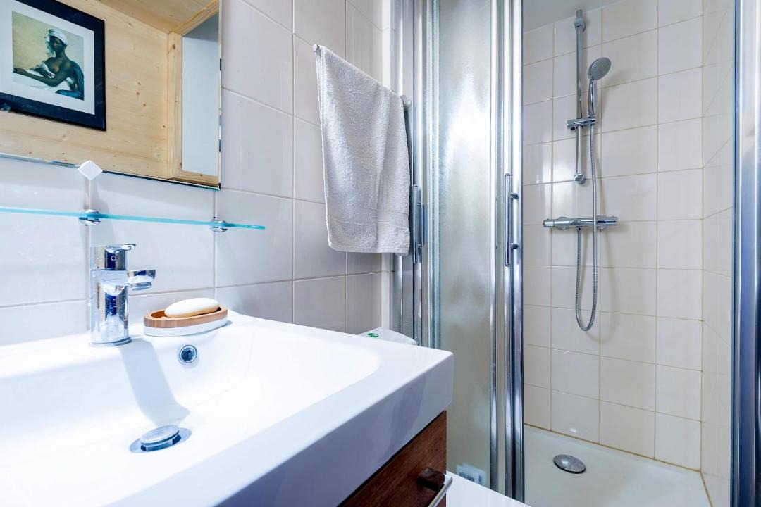 Photo of Bathroom in Hotel de Ville - Quinconces