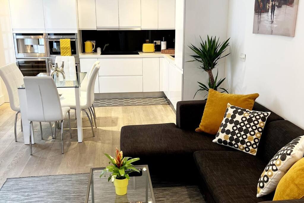 Photo of Livingroom in Covent Garden
