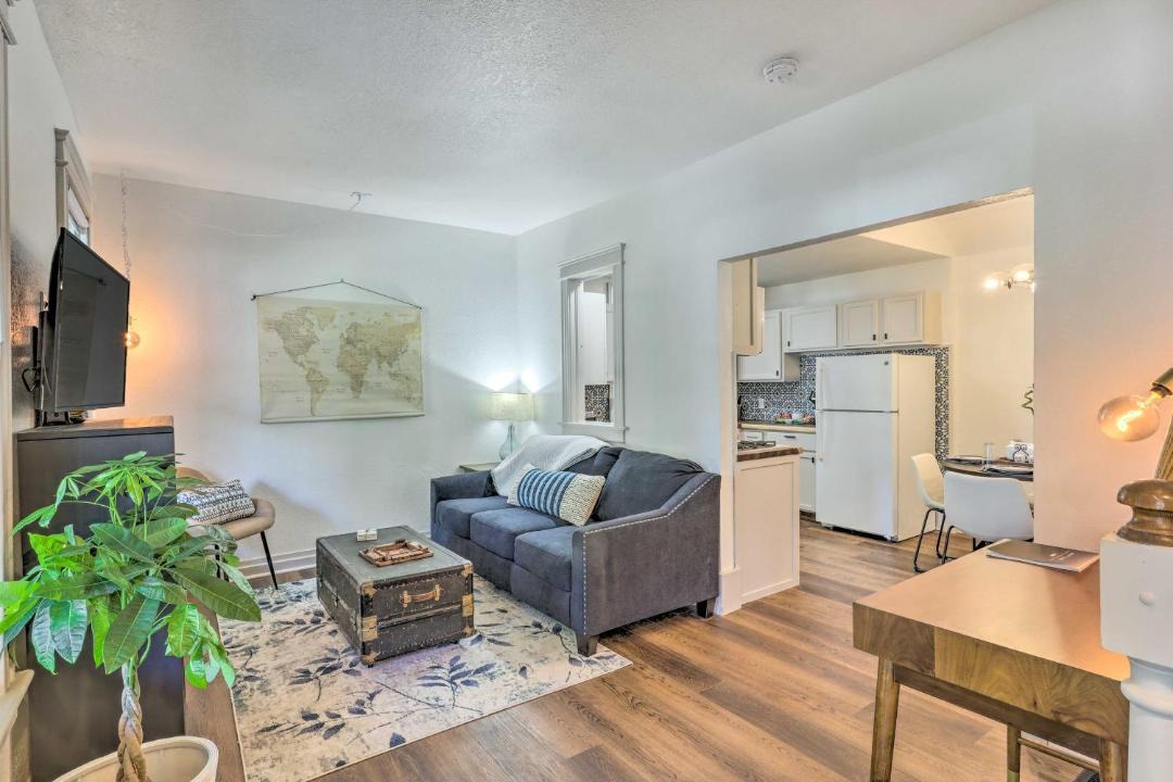 Photo of Livingroom in Milwaukee