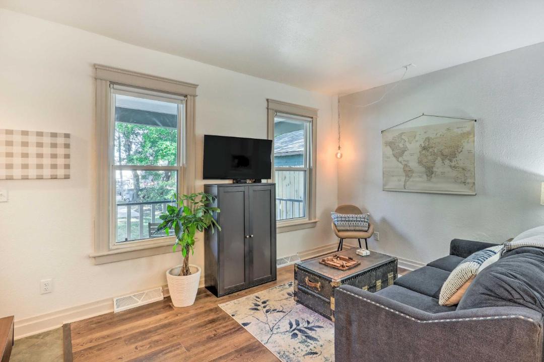 Photo of Livingroom in Milwaukee