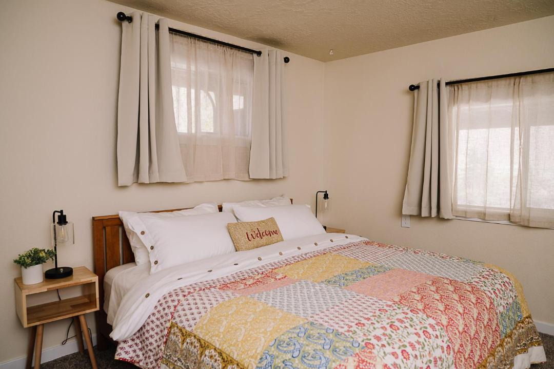 Photo of Bedroom in Riggins