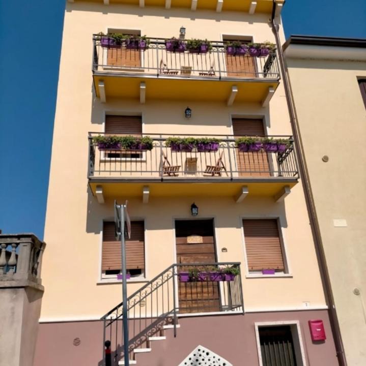 Photo of Others in Calmasino