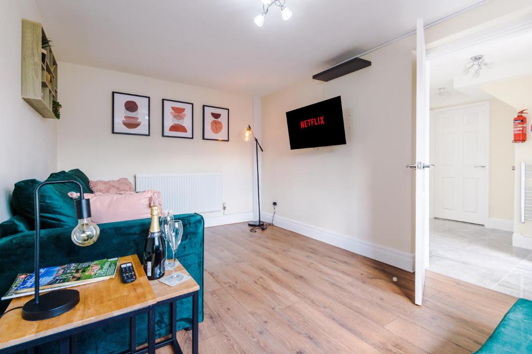 Photo of Livingroom in Chorlton-by-Backford