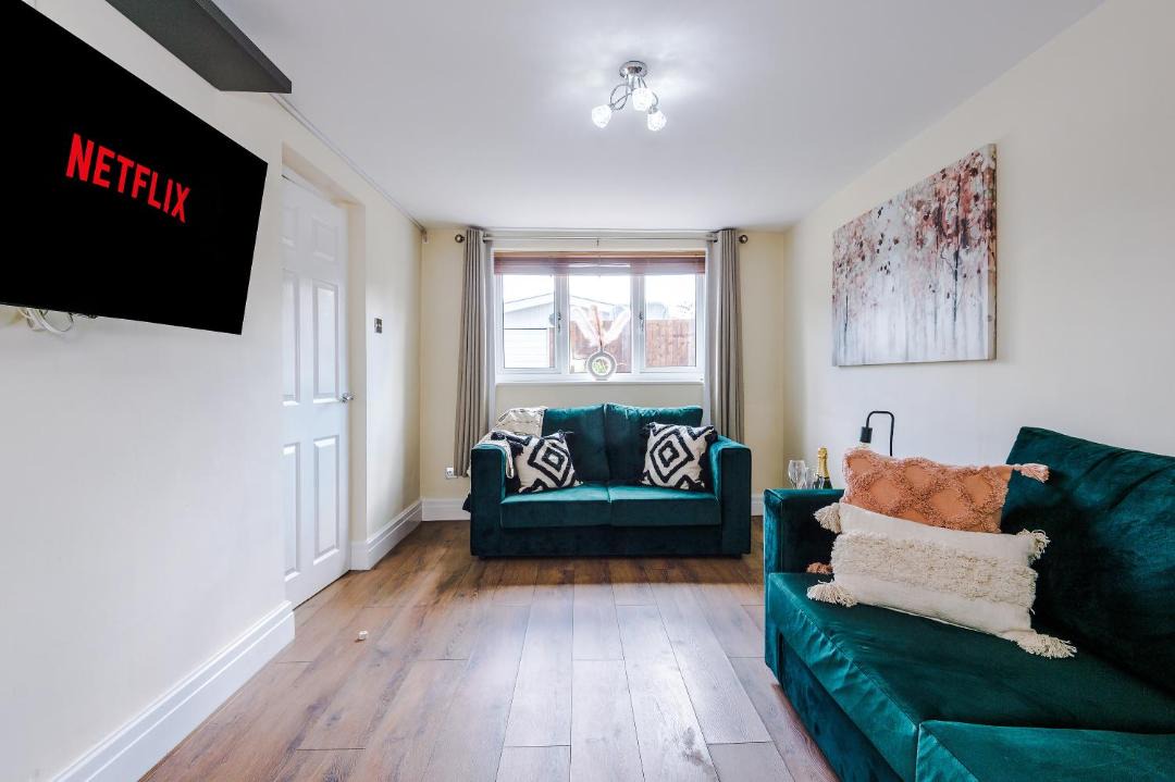Photo of Livingroom in Chorlton-by-Backford