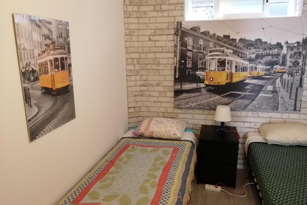 Photo of Bedroom in Alges