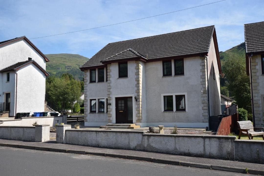 Photo of Buildings in Lochgoilhead