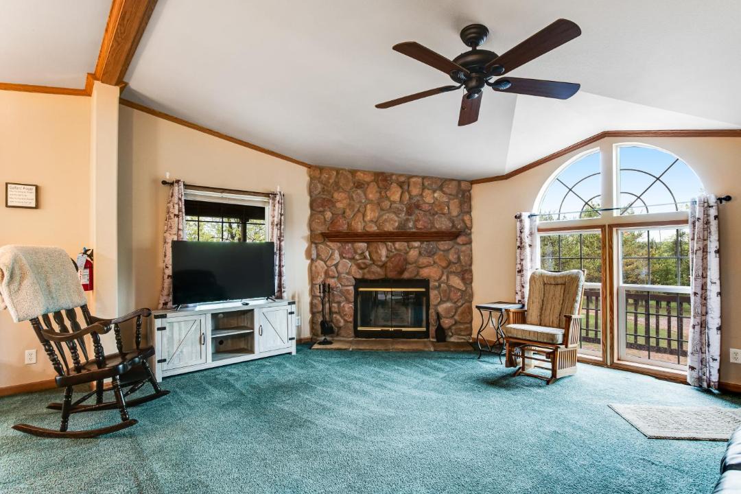 Photo of Livingroom in Nekoosa