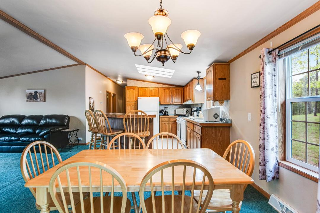 Photo of Livingroom in Nekoosa