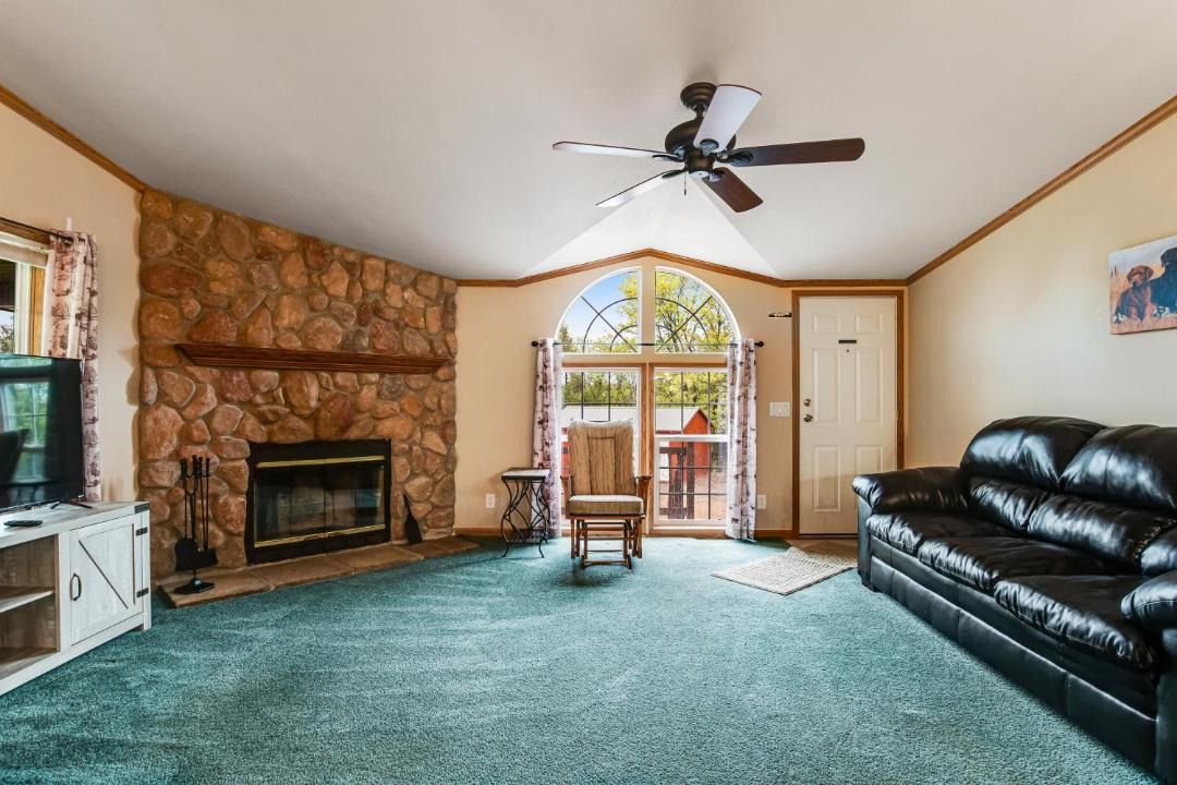 Photo of Livingroom in Nekoosa